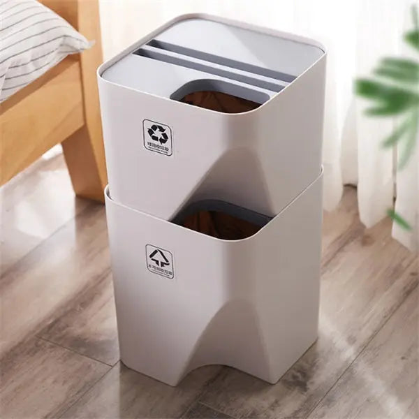 Cestino Raccolta Differenziata Impilabile per Cucina e Bagno – Pattumiera Salvaspazio con Coperchio, Separazione Asciutto e Bagnato - N.1 Online