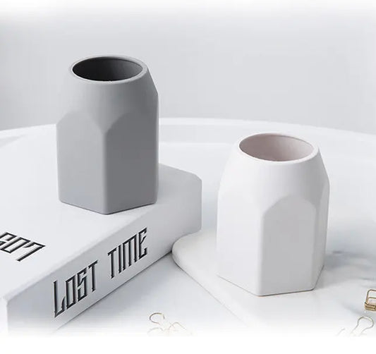 Porta Penne in Silicone Solido – Design Semplice e Moderno, Organizer da Scrivania in Gel di Silice - N.1 Online