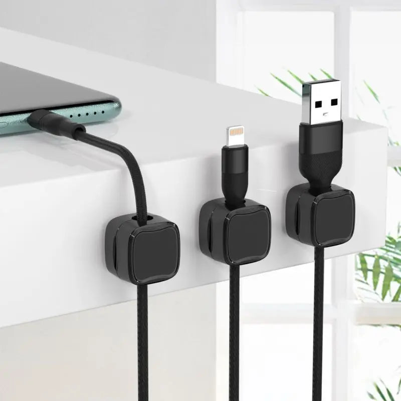 Organizer Magnetico per Cavi da Scrivania – Set 10 Clip Adesive Sottoscrivania, Regolabili, per Gestione Cavi USB, HDMI e Alimentazione Nero - N.1 Online